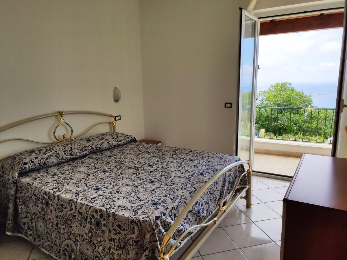 דירות Forio di Ischia Casa De Somma מראה חיצוני תמונה